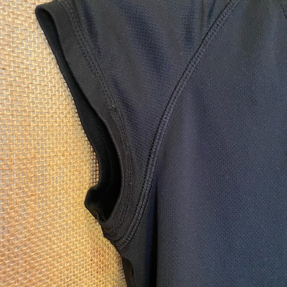 ACTIVEWEAR MUSCLE TANK - Picture 14 of 16